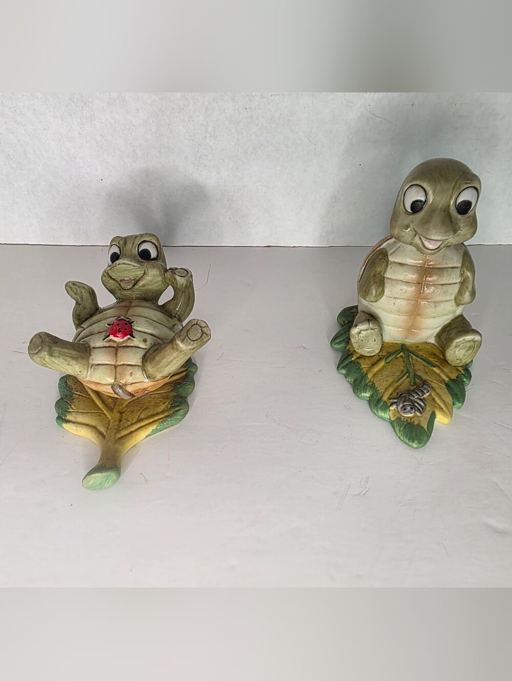 Homco Vintage Turtle Figurines on Leaf #1123 Set of 2 Anthropomorphic